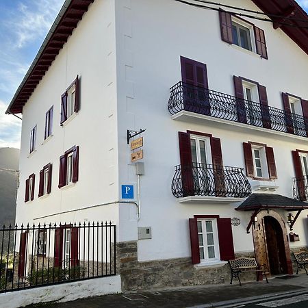 Etxeale Otel Valcarlos Dış mekan fotoğraf